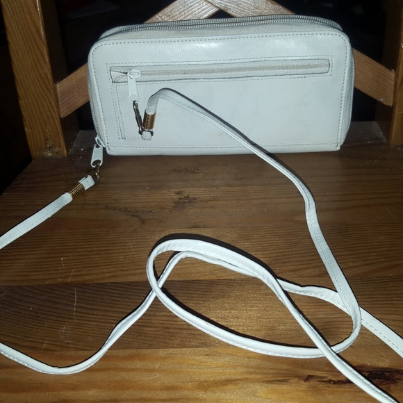 Multi pocket purse with strap - Picture 7 of 7